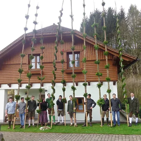 Oberbach * Strohmarkt