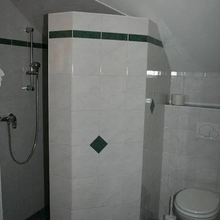 Oberbach * Strohmarkt